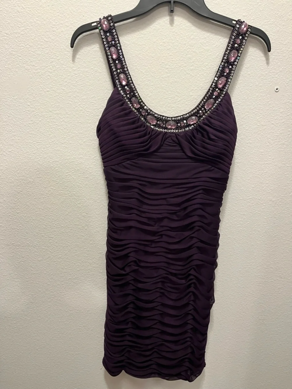 Cache Jewel-Embellished Ruched Purple Backless Dress - Picture 2 of 4